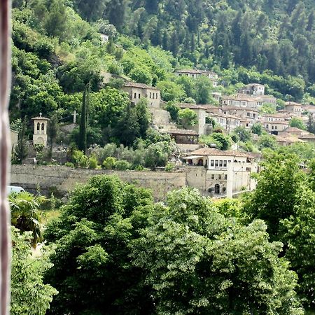 Magda Studio In Berat Center Kültér fotó
